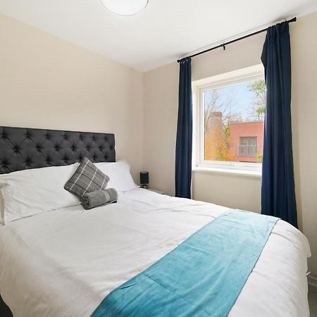 Peaceful 2Br Flat With Historic Bottle Kilns View & Free Parking Located Near City Centre Stoke-on-Trent Dış mekan fotoğraf